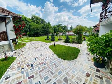 Фотографии Гостевой дом Casa de vacanță Moțata г. Новач-Стрэйни (Румыния) №3 Фото Гостевой дом Casa de vacanță Moțata г. Новач-Стрэйни 3