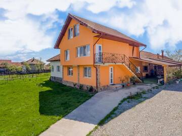 Фото Гостевой дом Casa de vacanta Jeny г. Новач-Стрэйни 2