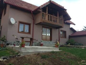 Фото номера Дом с 3 спальнями Дома для отпуска Casa Darius г. Новач-Стрэйни 18